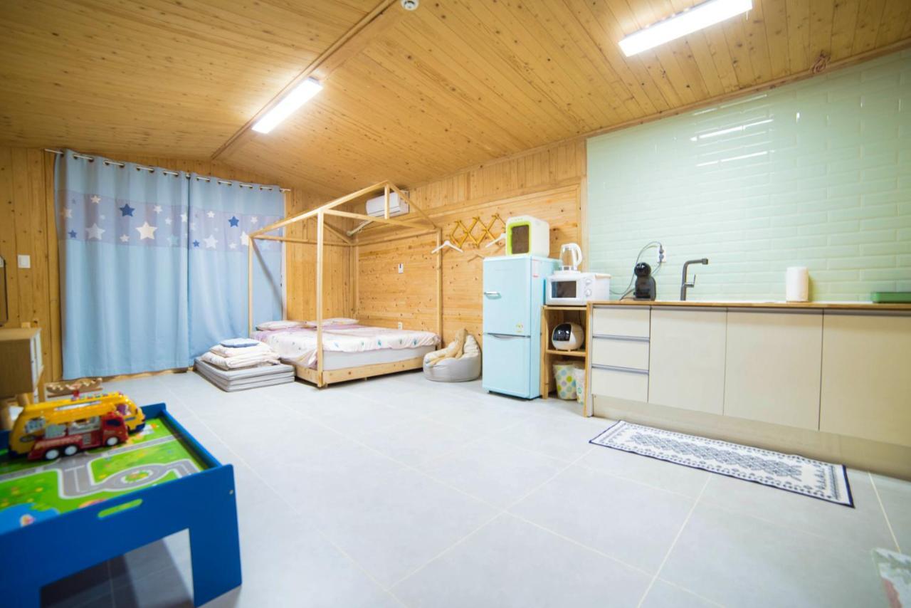 Jeju Sunflower Pension Seogwipo Ngoại thất bức ảnh