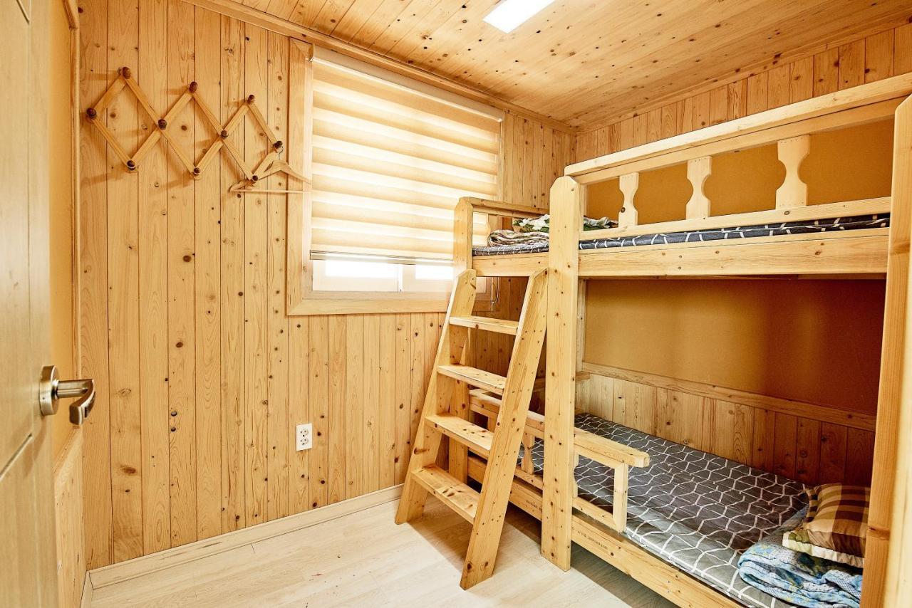 Jeju Sunflower Pension Seogwipo Ngoại thất bức ảnh
